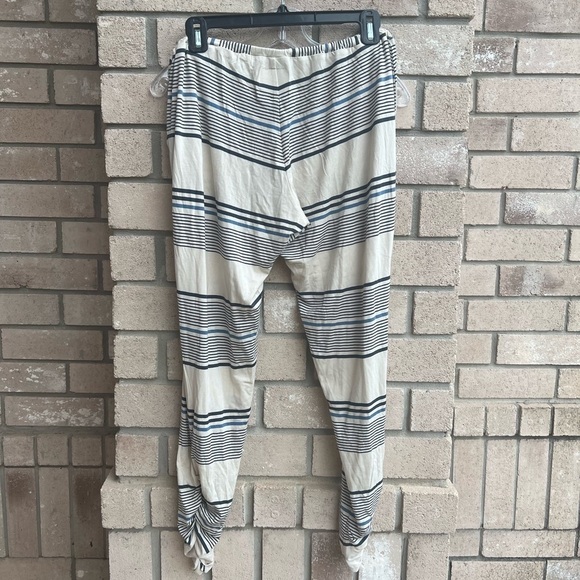 NWT Chaser Blue Strip Pants with Ruching on Side - Picture 5 of 6